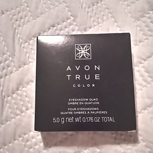 NIB Avon true color quad